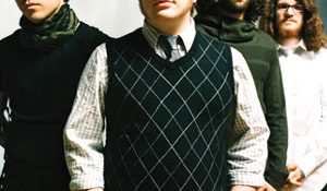 Fall Out Boy поддержали весенний тренд