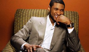 Usher перенес  релиз альбома