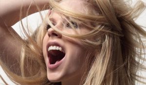 Аврил Лавин и Чед Крюгер из Nickelback появились вместе на “Billboard Music Awards 2013” (4 фото)