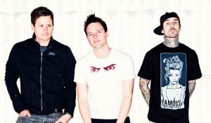 Blink-182 продают свой первый треклист