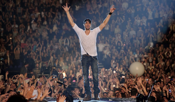 Энрике Иглесиас 2011