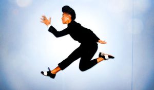 Жанель Монэ выпустила клип на кавер песни Дэвида Боуи “Heroes”