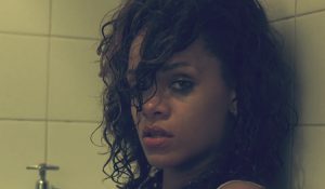 Клипы Рианны посмотрели 2 миллиарда раз