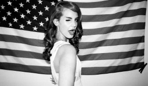 СЛУШАЕМ: новая песня Ланы Дэль Рэй «YAYO»