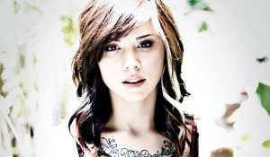 Кристина Перри представила новый сингл “Burning Gold”