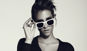 КАВЕР ДНЯ: Dev «99 Red Balloons» (оригинал: Goldfinger)