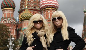 КАВЕР ДНЯ: Destinee & Paris «Crazy» и «Rolling In The Deep» (оригинал Gnarls Barkley Адель)