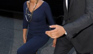 PAPARAZZI: Восхитительная дива Бейонсе посетила вечеринку Мишель Обамы