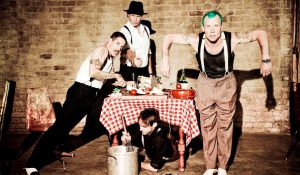 Red Hot Chili Peppers выпустили бесплатный мини-альбом