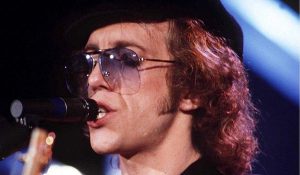 Гитарист Fleetwood Mac Боб Уэлч покончил жизнь самоубийством