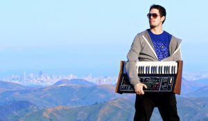 Сальвадор Сантана выпустил новое видео