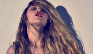 Скай Феррейра не едет в тур вместе с Vampire Weekend