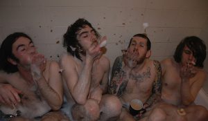 Pulled Apart by Horses представили новый клип