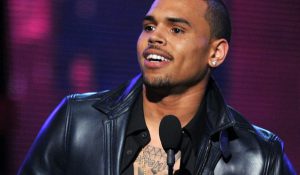 Скандалисты Крис Браун и Дрейк «попали» на 16 миллионов долларов