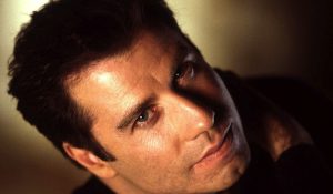 Джон Траволта запишет рождественский альбом