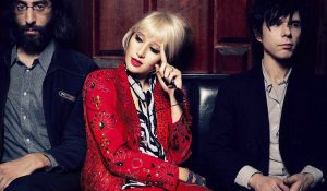 Yeah Yeah Yeahs представили комариный клип “Mosquito”