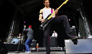 В отношении бас-гитариста Bloodhound Gang возбудили уголовное дело