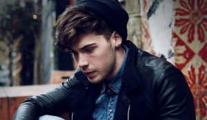 Aiden исполнил кавер на хит Blur “Tender”