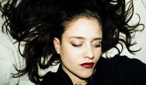 Биография Диллон