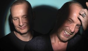 Orbital перезаписали свой хит “Chime” для Рождества