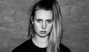 Датская дебютанка MO представила видео “Don’t Wanna Dance”