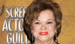 Актриса и певица Ширли Темпл скончалась в возрасте 85 лет