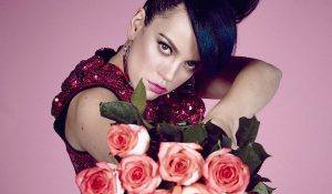 Лили Аллен больше не работает над мюзиклом Бриджит Джонс