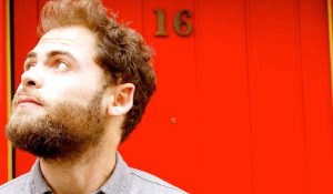 Passenger представил клип на новый трек “And I Love Her”