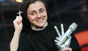 Монашка с итальянской версии телешоу «Голос» выпустила альбом