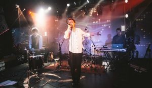 Группа Кристиан выпустила дебютный альбом «Глория»