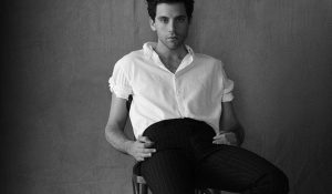 Мика показал «честный и естественный» клип на песню “Last Party”