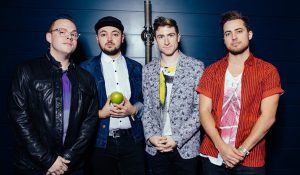 Инди-рокеры Walk the Moon впервые попали в топ-10 чарта Великобритании с хитом “Shut Up And Dance”