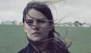 Дочь Стинга выпустила новый клип “After Dark”