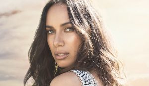 Леона Льюис выпустила живописный клип “Thunder”