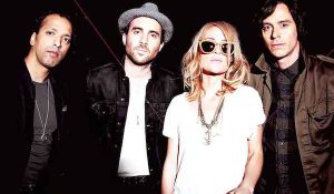 Metric показали мир в новом клипе “The Shade”