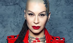 Видео: Наргиз – Я тебе не верю