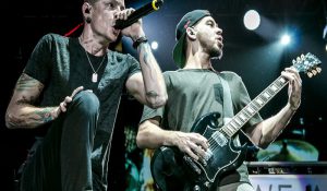 Linkin Park показали клип на сингл “Heavy”