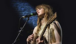 Габриэль Аплин выпустила трек и анонсировала выход мини-альбома